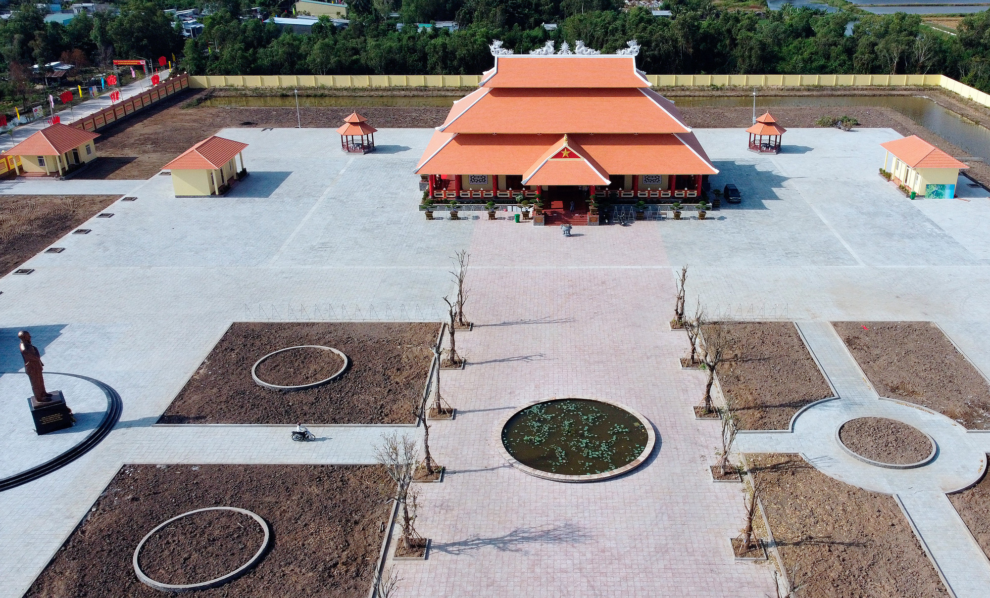 cuoc song moi o u minh thuong 9A.JPG