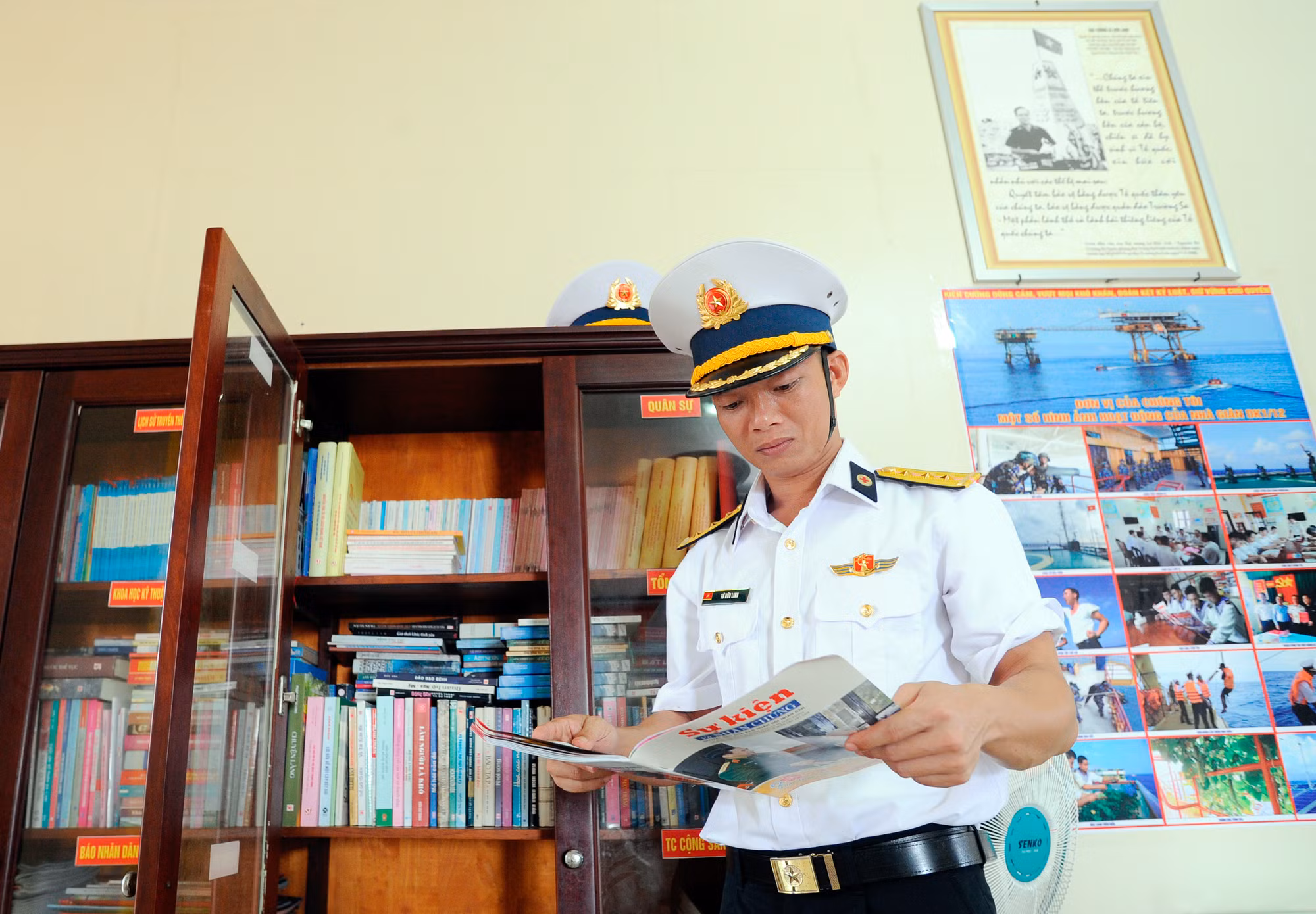 Nhà giàn DK1 Tu Chinh 11.JPG