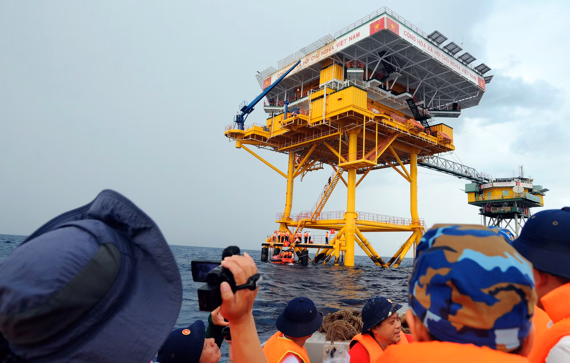 Nhà giàn DK1, cột mốc chủ quyền thiêng liêng giữa trùng khơi