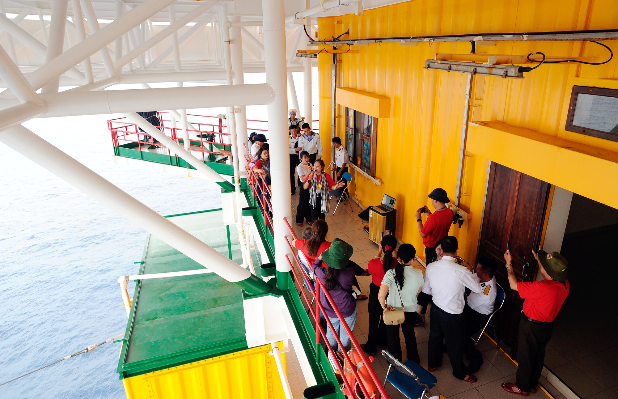 Nhà giàn DK1 Tu Chinh 6.JPG