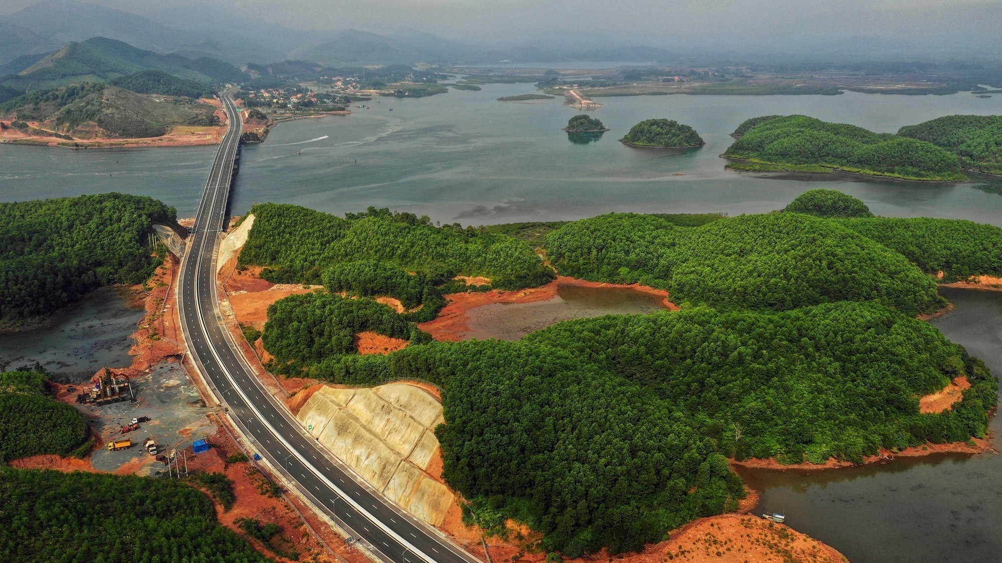 5-55 nam thuc hien Di chuc Chu tich HCM.jpg