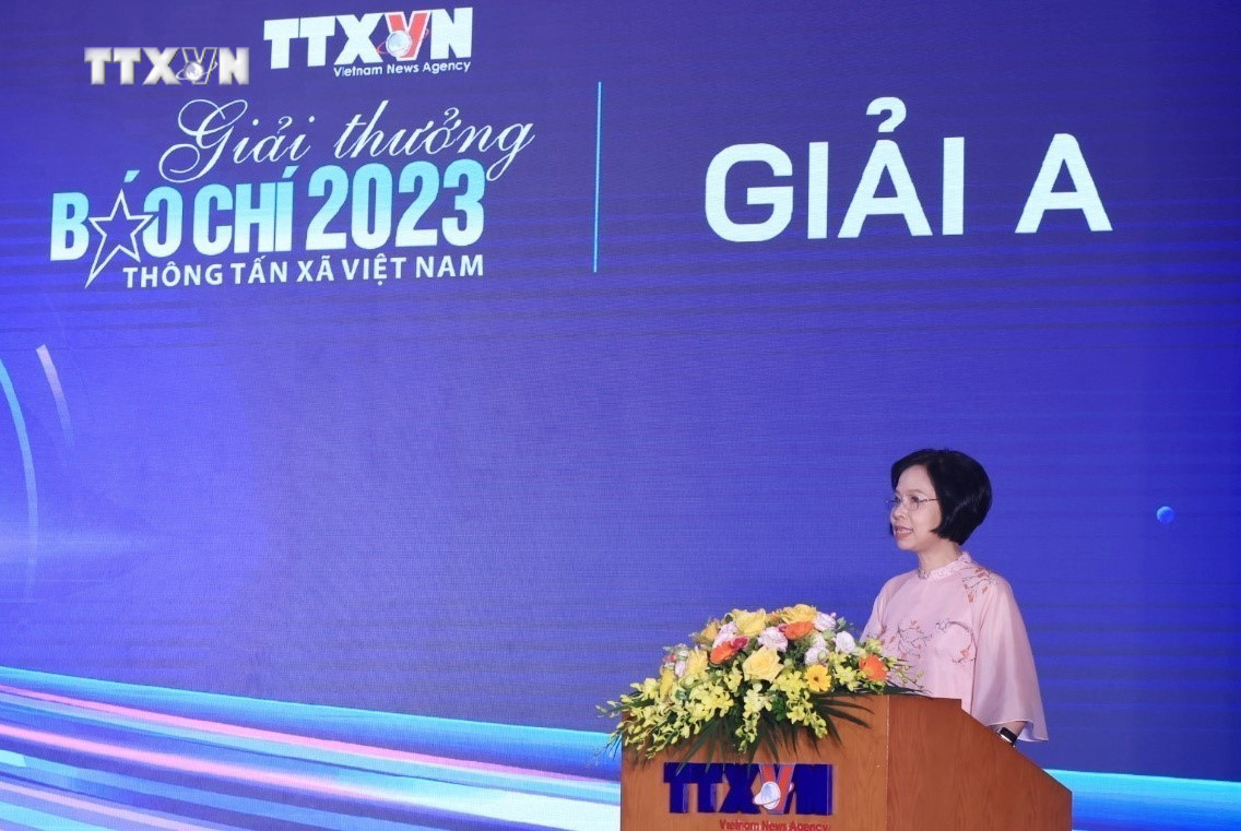 Tổng giám đốc TTXVN Vũ Việt Trang phát động Giải báo chí TTXVN năm 2024. Ảnh: Tuấn Anh - TTXVN vna_potal_le_trao_giai_thuong_bao_chi_thong_tan_xa_viet_nam_nam_2023_7342527.jpeg