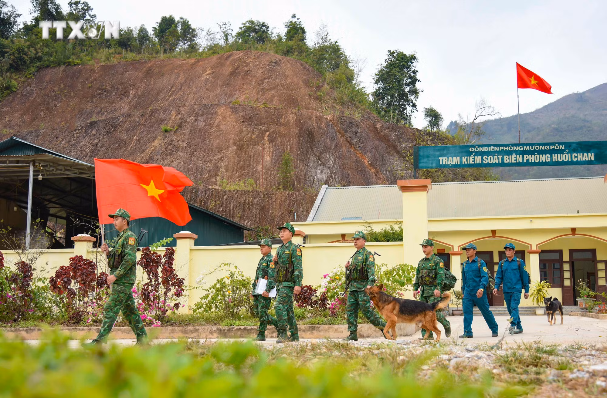 vna_potal_bo_doi_bien_phong_dien_bien_bao_ve_vung_chac_chu_quyen_bien_gioi_quoc_gia_7249402.jpg