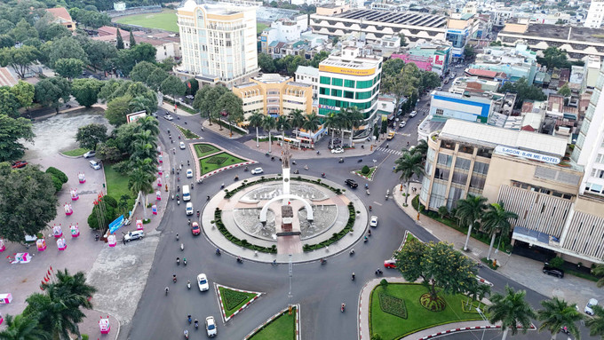 Ngã sáu Buôn Ma Thuột (Đắk Lắk) ngày nay. Ảnh: Hoài Thu a1-dak-lak.jpg