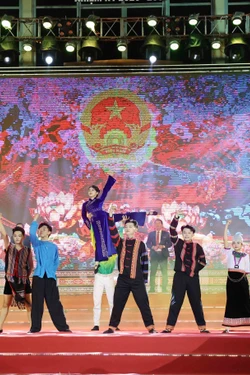Đặc sắc chương trình nghệ thuật 'Đắk Lắk - Chung một niềm tin'