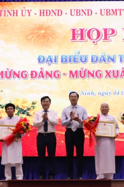 Tây Ninh: Đồng bào dân tộc, tôn giáo đồng hành cùng tỉnh bước vào nhiệm kỳ mới