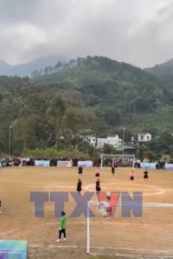 Trao Giải Bóng đá nữ các dân tộc thiểu số tỉnh Quảng Ninh