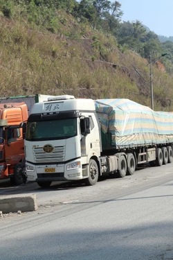 Phối hợp đẩy nhanh tiến độ xây dựng cửa khẩu thông minh