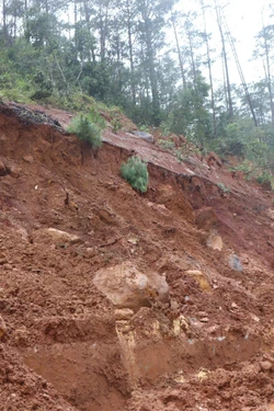 Công bố tình huống khẩn cấp về thiên tai do sạt lở đất tại Khe Sanh