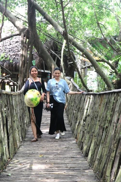 Làm du lịch cộng đồng hiệu quả từ khai thác văn hóa của đồng bào