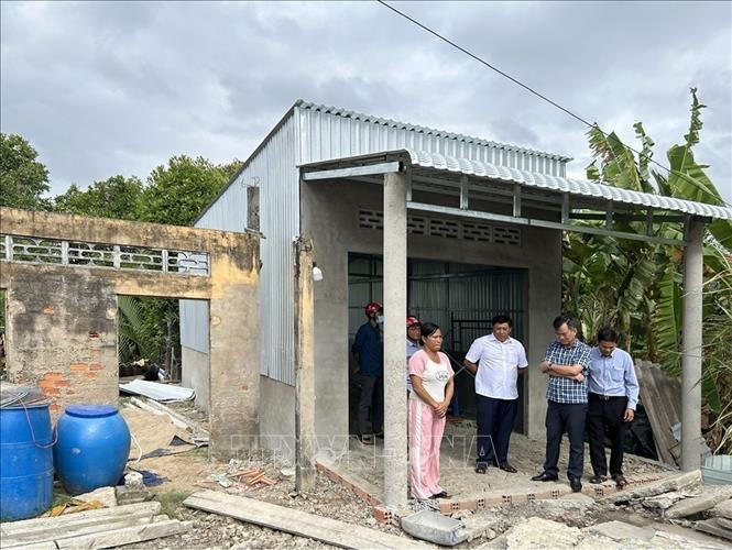 Tỉnh Cà Mau vừa công bố hoàn thành xóa nhà tạm, nhà dột nát. Ảnh: Huỳnh Anh/TTXVN ca-mau-28725.jpg