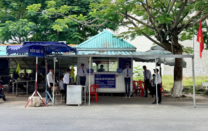 Chốt bán tại đường Lê Đại Cương, phường Vĩnh Tế, tỉnh An Giang, dự kiến sẽ được di dời sang nơi khác. Chốt bán tại đường Lê Đại Cương, phường Vĩnh Tế, tỉnh An Giang, dự kiến sẽ được di dời sang nơi khác.