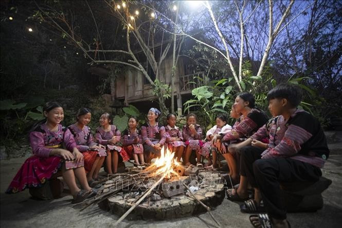 Không gian Homestay Y Múa và trẻ em người Mông tại xã Hang Kia, huyện Mai Châu (Hòa Bình). mai-chau-10525-5.jpg