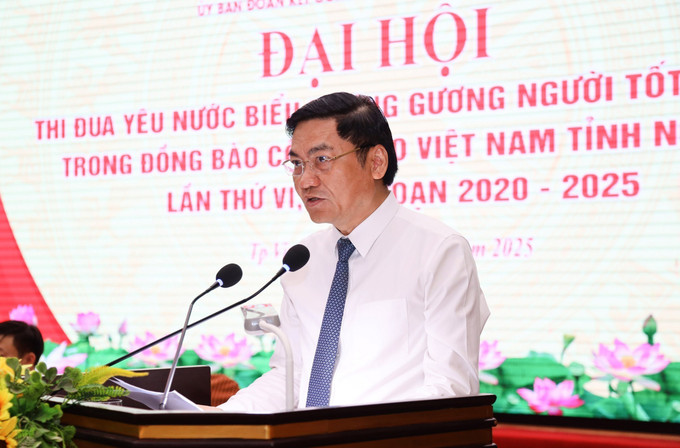 Ông Hoàng Nghĩa Hiếu, Phó Bí thư thường trực tỉnh ủy Nghệ An, phát biểu tại Đại hội. Ông Hoàng Nghĩa Hiếu, Phó Bí thư thường trực tỉnh ủy Nghệ An, phát biểu tại Đại hội.