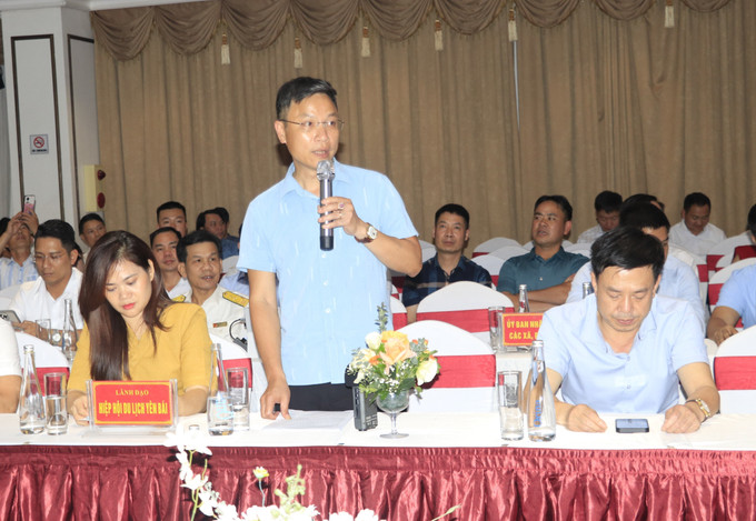 Đại diện các doanh nghiệp du lịch phát biểu thảo luận tại hội nghị. Đại diện các doanh nghiệp du lịch phát biểu thảo luận tại hội nghị.