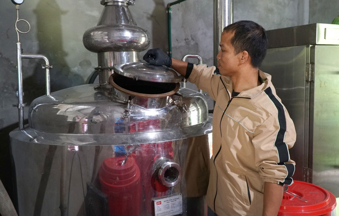 Với nỗ lực trồng và chế biến dược liệu, anh C’lâu Thái Ngọc đã 2 lần được UBND xã Lăng (nay là xã Tây Giang) tặng Giấy khen vì có thành tích tiêu biểu trong sản xuất Nông nghiệp các năm 2022 và 2023.