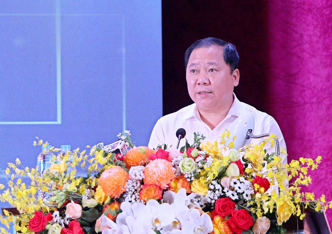 Đồng chí Nguyễn Phi Long, Bí thư Tỉnh ủy Hòa Bình, phát biểu tại buổi lễ. Đồng chí Nguyễn Phi Long, Bí thư Tỉnh ủy Hòa Bình, phát biểu tại buổi lễ.