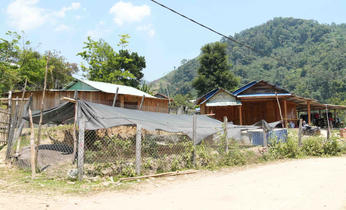 Người dân cụm dân cư 3B đã có điện để sử dụng.