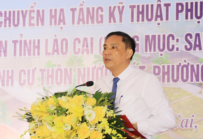 Phó Bí thư Thường trực Tỉnh ủy Hoàng Giang phát biểu tại lễ khởi công dự án tái định cư đường sắt Lào Cai - Hà Nội - Hải Phòng, đoạn qua tỉnh Lào Cai. Ảnh: Đinh Thùy/TTXVN Phó Bí thư Thường trực Tỉnh ủy Hoàng Giang phát biểu tại lễ khởi công dự án tái định cư đường sắt Lào Cai - Hà Nội - Hải Phòng, đoạn qua tỉnh Lào Cai. Ảnh: Đinh Thùy/TTXVN