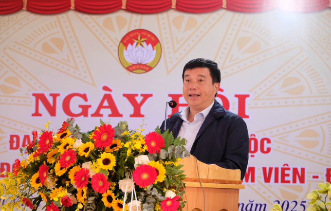 Bí thư Tỉnh ủy Lâm Đồng Y Thanh Hà Niê Kđăm phát biểu tại Ngày hội “Đại đoàn kết toàn dân tộc” ở khu dân cư Hà Đông (phường Lâm Viên – Đà Lạt) chiều 15/11.