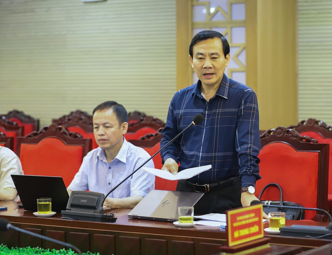 Giám đốc Sở Y tế tỉnh Sơn La Nguyễn Đức Toàn phát biểu tại buổi làm việc.