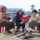 Người dân vùng cao miền núi Nghệ An chống chọi với giá lạnh 
