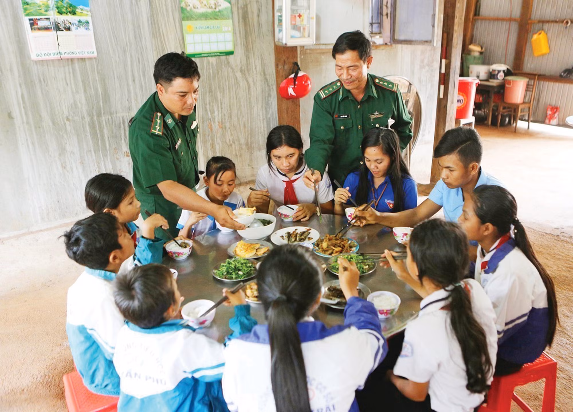9-bo-doi-cu-ho-duong-giang-gia-lai.jpg
