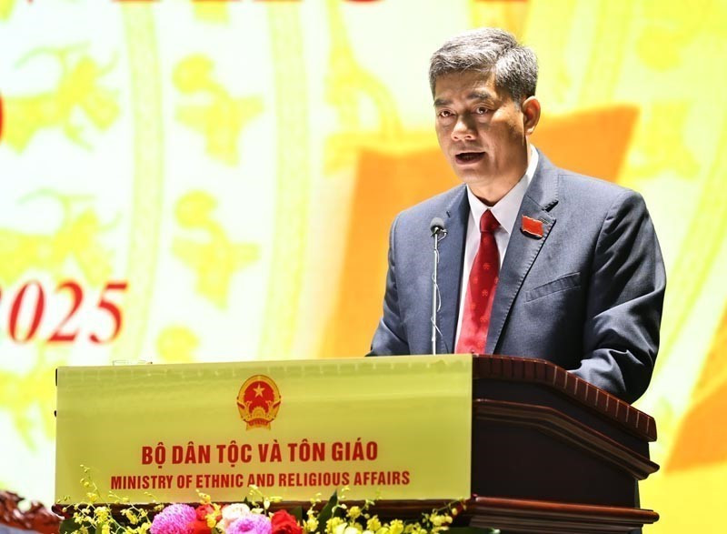 Thứ trưởng Bộ Dân tộc và Tôn giáo Y Vinh Tơr phát biểu tại Đại hội. Ảnh: Minh Đức/TTXVN yvinhto.jpg
