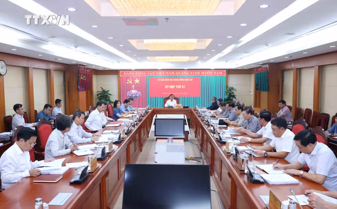 vna_potal_ky_hop_thu_51_uy_ban_kiem_tra_trung_uong__7709661.jpg