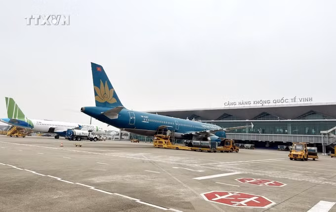 vna_potal_cang_hang_khong_quoc_te_vinh_khai_thac_binh_thuong_tro_lai__6815101.jpg