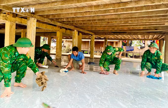 vna_potal_quang_binh_cong_trinh_am_tinh_quan_dan_noi_bien_cuong_to_quoc_7233582.jpg