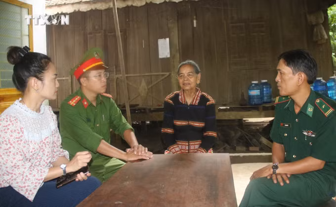 vna_potal_quy_dinh_144-qdtw_dang_vien_phai_guong_mau_di_dau_lam_guong_de_nhan_dan_noi_theo_7465223.jpg