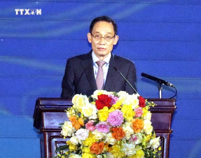 Bí thư Trung ương Đảng, Trưởng Ban Đối ngoại Trung ương Lê Hoài Trung phát biểu khai mạc Festival Ninh Bình lần thứ 3. Ảnh: Hải Yến - TTXVN vna_potal_khai_mac_festival_ninh_binh_lan_thu_3_-_nam_2024_7721257.jpg