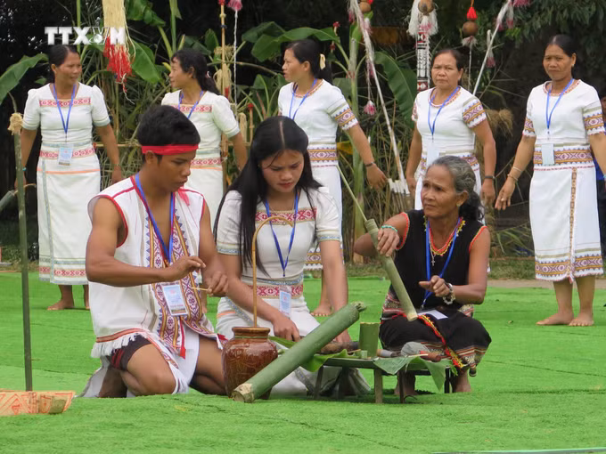 vna_potal_bao_ton_va_phat_huy_gia_tri_van_hoa_truyen_thong_7753450.jpg
