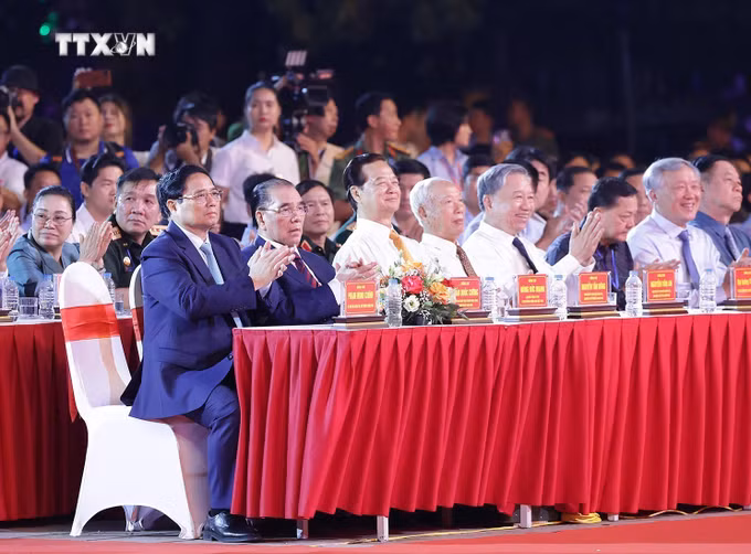 vna_potal_chuong_trinh_nghe_thuat_dac_biet_ky_niem_70_nam_chien_thang_dien_bien_phu_7362517.jpg