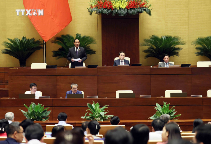 Phó Chủ tịch Quốc hội Trần Quang Phương điều hành phiên họp. Ảnh: An Đăng - TTXVN vna_potal_ky_hop_thu_7_quoc_hoi_khoa_xv_quoc_hoi_thao_luan_ve_ket_qua_giam_sat_viec_giai_quyet_kien_nghi_cua_cu_tri_gui_den_ky_hop_thu_6_quoc_hoi_khoa_7391614.jpg