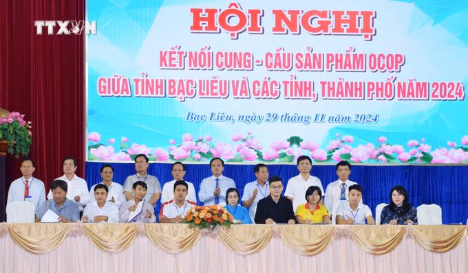 vna_potal_hoi_nghi_ket_noi_cung_-_cau_san_pham_ocop_giua_tinh_bac_lieu_voi_cac_tinh_thanh_pho_nam_2024_7730134.jpg