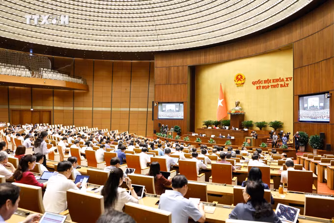 vna_potal_ky_hop_thu_7_quoc_hoi_khoa_xv_thao_luan_ve_luat_cong_doan_sua_doi_7435962.jpg