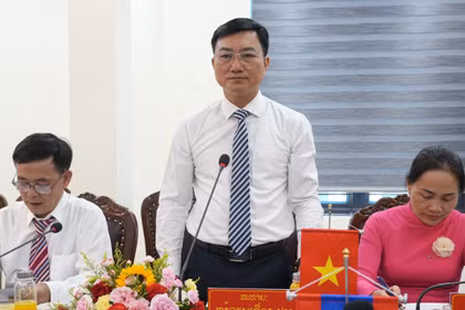 Xây dựng tuyến biên giới Việt Nam - Lào ổn định, hợp tác và phát triển