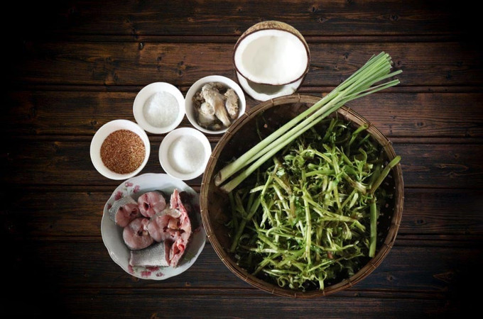 Nguyên liệu chế biến canh Samlor Korko chủ yếu từ thực vật thiên nhiên, dễ tìm và sẵn có quanh nhà. 01.jpg