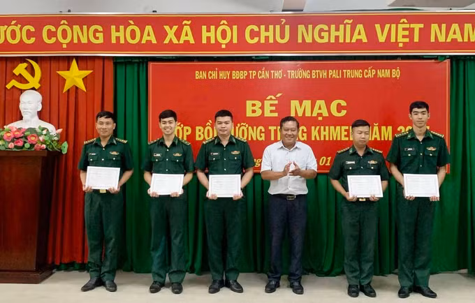 z7408550743191-3afcc55c69e60099a162484142aa0d4c.jpg