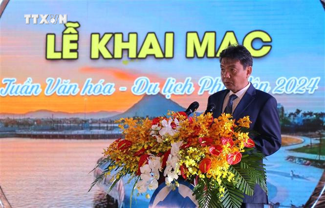 Thứ trưởng Bộ Văn hóa, Thể thao và Du lịch Hoàng Đạo Cương phát biểu. Ảnh: Tường Quân – TTXVN vna_potal_phu_yen_khai_mac_tuan_van_hoa_-_du_lich_nam_2024_7298694.jpg