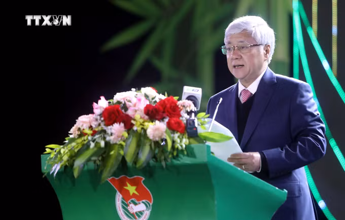vna_potal_le_trao_giai_thuong_luong_dinh_cua_lan_thu_xix_nam_2024_7731226.jpg