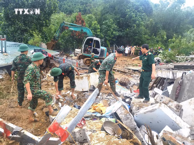 vna_potal_vu_sat_lo_nghiem_trong_tai_bac_quang_ha_giang_da_co_1_nguoi_chet_2_nguoi_mat_tich_4_nguoi_bi_thuong_7623283.jpg