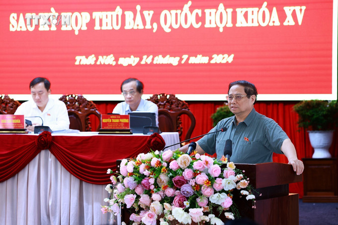 Thủ tướng Chính phủ Phạm Minh Chính phát biểu tại buổi tiếp xúc cử tri quận Thốt Nốt. Ảnh: Dương Giang - TTXVN vna_potal_thu_tuong_pham_minh_chinh_tiep_xuc_cu_tri_quan_thot_not_thanh_pho_can_tho_7481497 (1).jpg