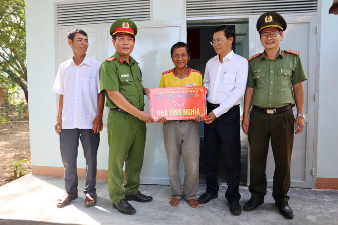 Tỉnh Đắk Lắk đã hoàn thành xây dựng 1.200 căn nhà hỗ trợ hộ khó khăn về nhà ở. Ảnh: Hoài Thu – TTXVN a6.JPG