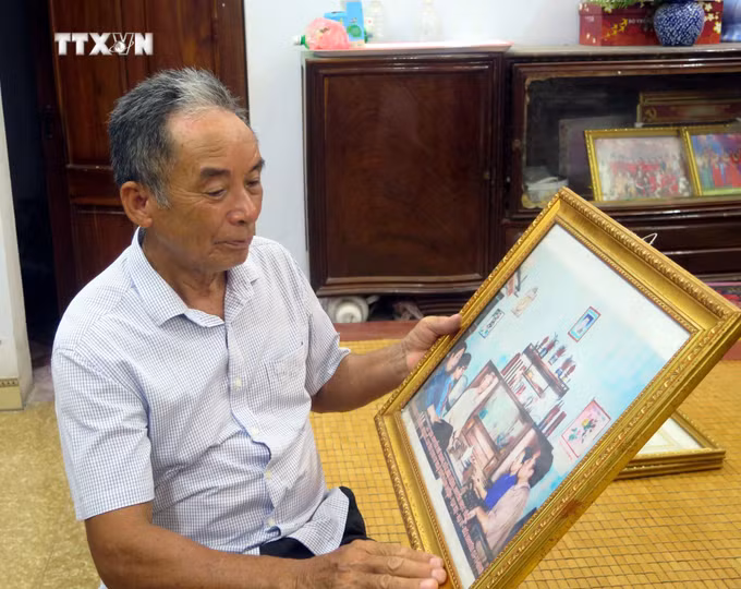 vna_potal_van_tho_-_manh_dat_nang_nghia_tinh_voi_tong_bi_thu_nguyen_phu_trong______________________7499243.jpg