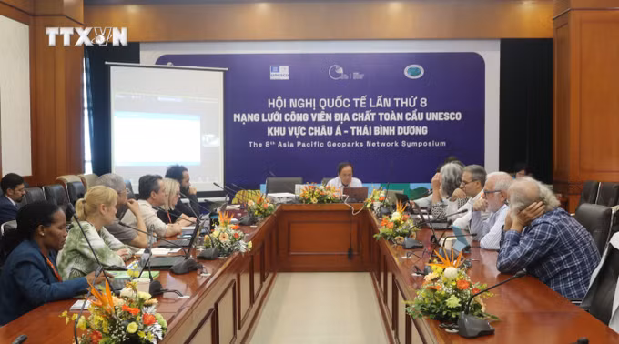 vna_potal_hop_hoi_dong_cong_vien_dia_chat_toan_cau_unesco_7583710.jpg