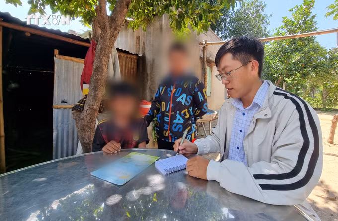 vna_potal_ninh_thuan_kiem_tra_lam_ro_viec_nha_truong_giu_lai_mot_phan_tien_ho_tro_hoc_sinh_vung_kho_khan_7544700.jpg
