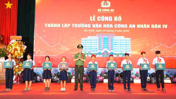 thanh-lap-truongvanhoacand-6.jpg